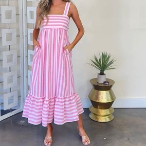 Entro pink & white striped bow back midi dress. 🩷